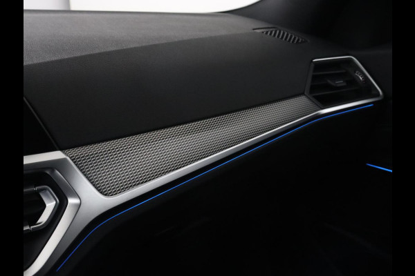 BMW 3-serie 330e M Sport | Leder | Stoelverwarming | Carplay | Sportstoelen | Laserlicht | Live Cockpit | Sfeerverlichting | Navigatie | Parkeerhulp | Climate control | Bluetooth | Cruise control