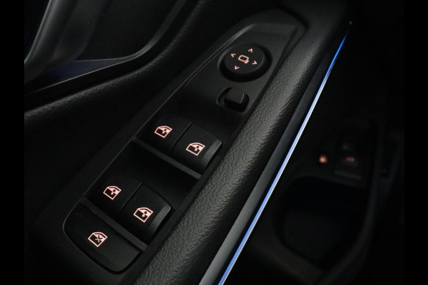 BMW 3-serie 330e M Sport | Leder | Stoelverwarming | Carplay | Sportstoelen | Laserlicht | Live Cockpit | Sfeerverlichting | Navigatie | Parkeerhulp | Climate control | Bluetooth | Cruise control