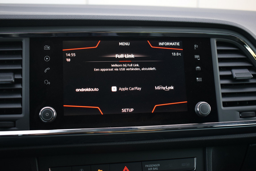 Seat Ateca 1.0 EcoTSI Style Business Intense | Trekhaak | Apple CarPlay | Camera | Climate