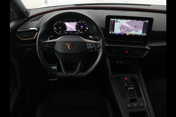 CUPRA Leon 1.4 eHybrid VZ | 245pk | Panoramadak | Stoelverwarming | Camera | Carplay | Adaptive cruise | Keyless | Navigatie | 19'' | Sportstoelen | Full LED | PHEV | Plug In