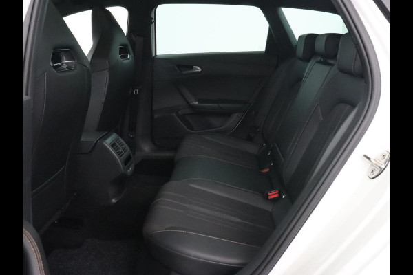 CUPRA Leon 1.4 eHybrid VZ | 245pk | Panoramadak | Stoelverwarming | Camera | Carplay | Adaptive cruise | Keyless | Navigatie | 19'' | Sportstoelen | Full LED | PHEV | Plug In