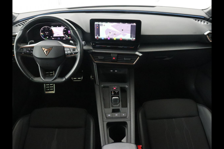 CUPRA Leon 1.4 eHybrid VZ | 245pk | Panoramadak | Stoelverwarming | Camera | Carplay | Adaptive cruise | Keyless | Navigatie | 19'' | Sportstoelen | Full LED | PHEV | Plug In