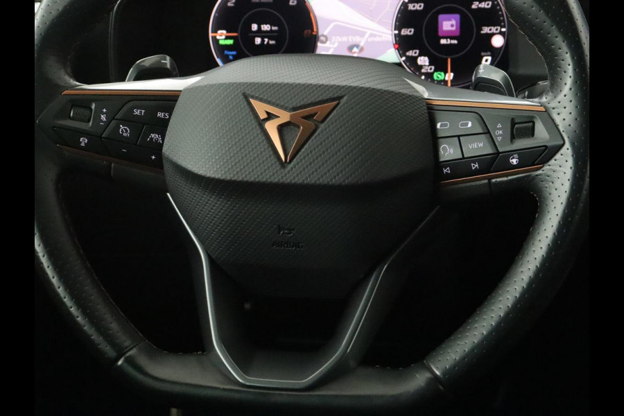 CUPRA Leon 1.4 eHybrid VZ | 245pk | Panoramadak | Stoelverwarming | Camera | Carplay | Adaptive cruise | Keyless | Navigatie | 19'' | Sportstoelen | Full LED | PHEV | Plug In