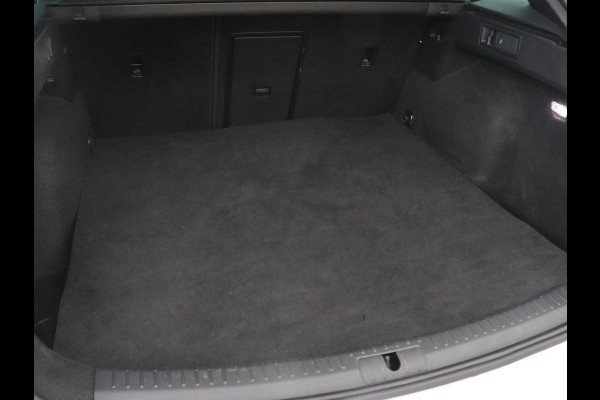 CUPRA Leon 1.4 eHybrid VZ | 245pk | Panoramadak | Stoelverwarming | Camera | Carplay | Adaptive cruise | Keyless | Navigatie | 19'' | Sportstoelen | Full LED | PHEV | Plug In