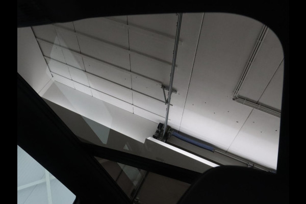 CUPRA Leon 1.4 eHybrid VZ | 245pk | Panoramadak | Stoelverwarming | Camera | Carplay | Adaptive cruise | Keyless | Navigatie | 19'' | Sportstoelen | Full LED | PHEV | Plug In