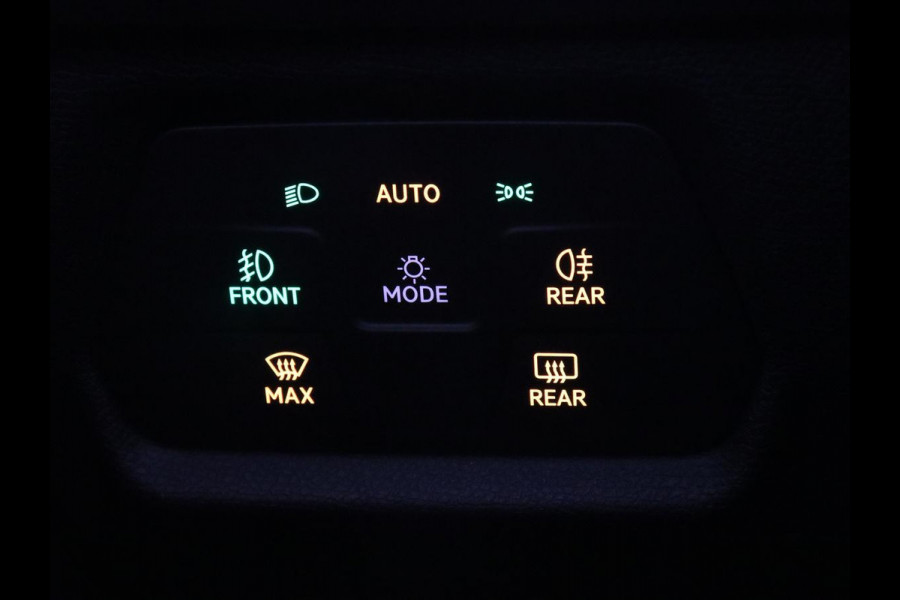 CUPRA Leon 1.4 eHybrid VZ | 245pk | Panoramadak | Stoelverwarming | Camera | Carplay | Adaptive cruise | Keyless | Navigatie | 19'' | Sportstoelen | Full LED | PHEV | Plug In