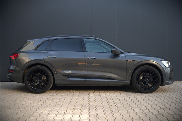 Audi e-tron 50 quattro S edition 71 kWh | S Line | Black Edition | Panoramadak | Memory Seats | Camera | Luchtvering | Adaptive Cruise Control | Trekhaak | Keyless | Matrix LED | Leder | Stoelverwarming | NAP | BTW