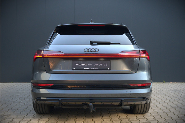 Audi e-tron 50 quattro S edition 71 kWh | S Line | Black Edition | Panoramadak | Memory Seats | Camera | Luchtvering | Adaptive Cruise Control | Trekhaak | Keyless | Matrix LED | Leder | Stoelverwarming | NAP | BTW