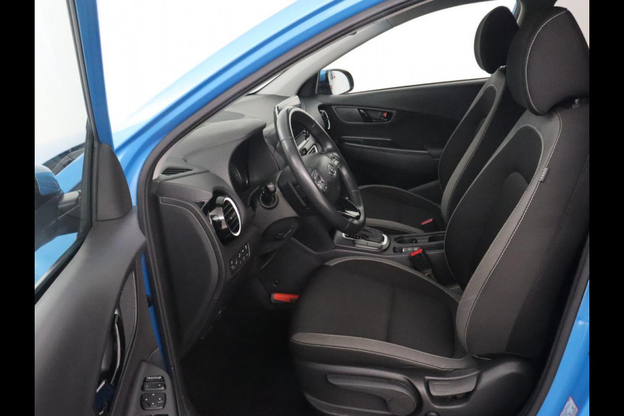 Hyundai Kona 1.6 GDI HEV Fashion | Head-Up | Trekhaak | Adaptive cruise | Camera | Carplay | Keyless | Dodehoek detectie | Climate control | Bluetooth