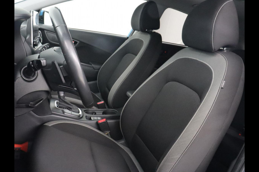 Hyundai Kona 1.6 GDI HEV Fashion | Head-Up | Trekhaak | Adaptive cruise | Camera | Carplay | Keyless | Dodehoek detectie | Climate control | Bluetooth