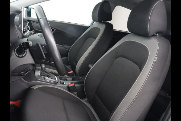 Hyundai Kona 1.6 GDI HEV Fashion | Head-Up | Trekhaak | Adaptive cruise | Camera | Carplay | Keyless | Dodehoek detectie | Climate control | Bluetooth