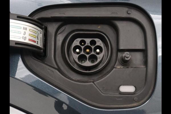 CUPRA Formentor 1.4 eHybrid VZ | 245pk | Trekhaak | Leder | Stoelverwarming | Camera | Carplay | Adaptive cruise | Memory | Keyless | 19'' | Full LED | Sportstoelen | PHEV | Plug In