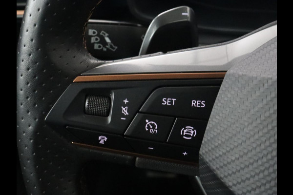 CUPRA Formentor 1.4 eHybrid VZ | 245pk | Trekhaak | Leder | Stoelverwarming | Camera | Carplay | Adaptive cruise | Memory | Keyless | 19'' | Full LED | Sportstoelen | PHEV | Plug In