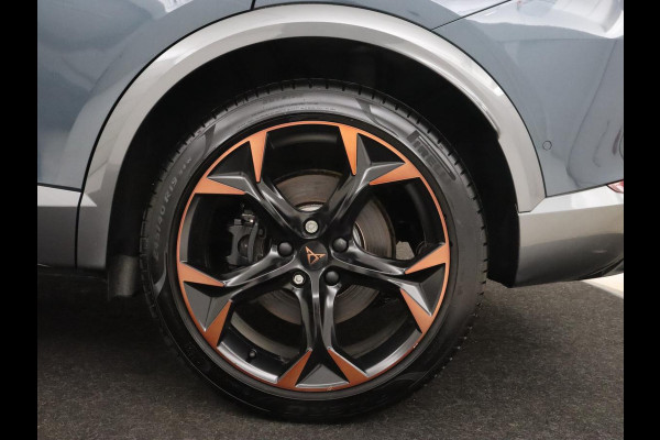 CUPRA Formentor 1.4 eHybrid VZ | 245pk | Trekhaak | Leder | Stoelverwarming | Camera | Carplay | Adaptive cruise | Memory | Keyless | 19'' | Full LED | Sportstoelen | PHEV | Plug In