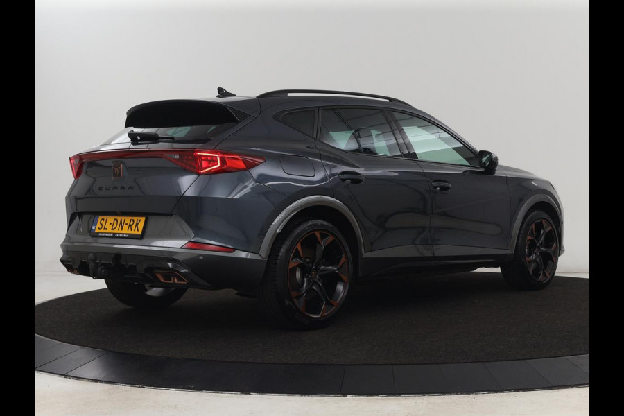 CUPRA Formentor 1.4 eHybrid VZ | 245pk | Trekhaak | Leder | Stoelverwarming | Camera | Carplay | Adaptive cruise | Memory | Keyless | 19'' | Full LED | Sportstoelen | PHEV | Plug In