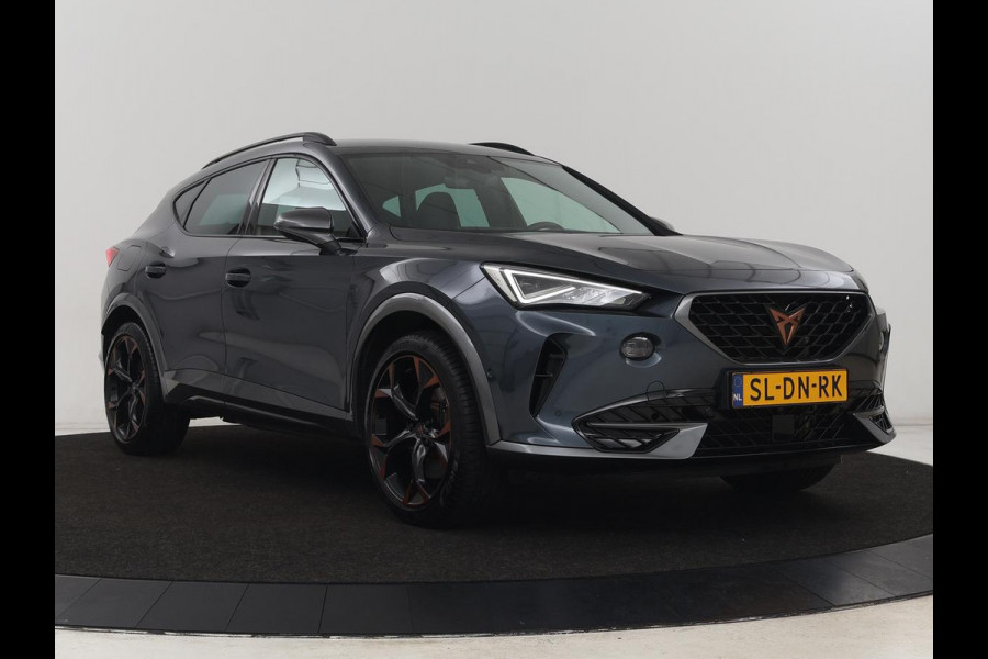 CUPRA Formentor 1.4 eHybrid VZ | 245pk | Trekhaak | Leder | Stoelverwarming | Camera | Carplay | Adaptive cruise | Memory | Keyless | 19'' | Full LED | Sportstoelen | PHEV | Plug In