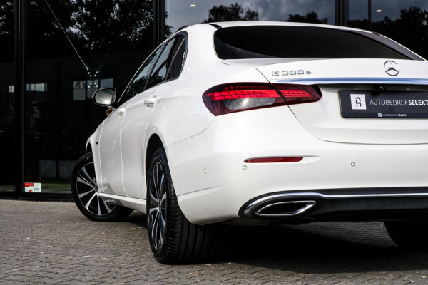 Mercedes-Benz E-Klasse 300 e | Widescreen | DAB+ | Nieuw model | Hybride | Camera | E300