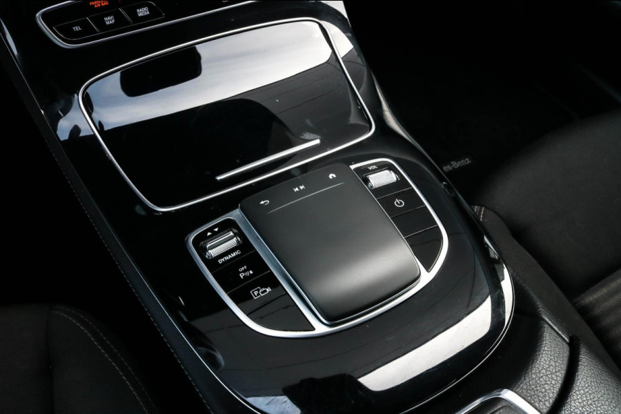 Mercedes-Benz E-Klasse 300 e | Widescreen | DAB+ | Nieuw model | Hybride | Camera | E300