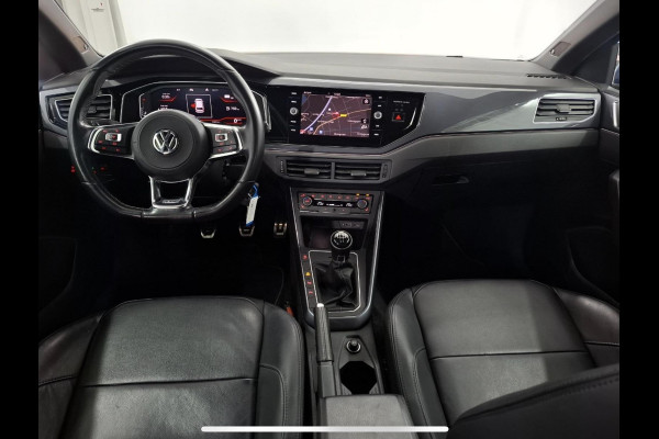 Volkswagen Polo 1.0 TSI Highline Business R - Navi - Leder - Beats - Trekhaak - Org.NL