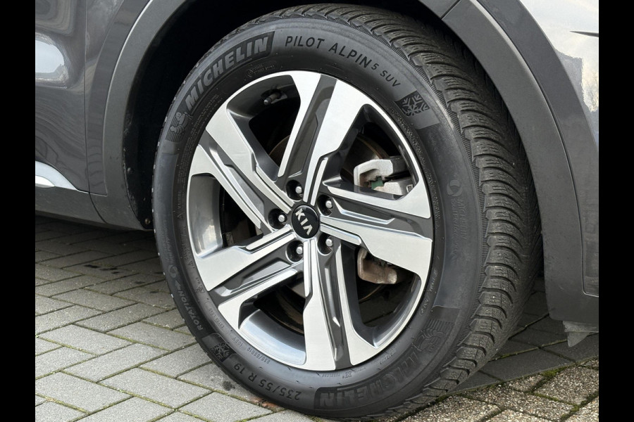 Kia Sorento 1.6 T-GDI Plug-in Hybrid 4WD ExecutiveLine 7p. | Afneembare trekhaak | Panoramadak | Stoel Ventilatie & Verwarming |