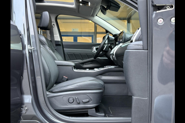 Kia Sorento 1.6 T-GDI Plug-in Hybrid 4WD ExecutiveLine 7p. | Afneembare trekhaak | Panoramadak | Stoel Ventilatie & Verwarming |