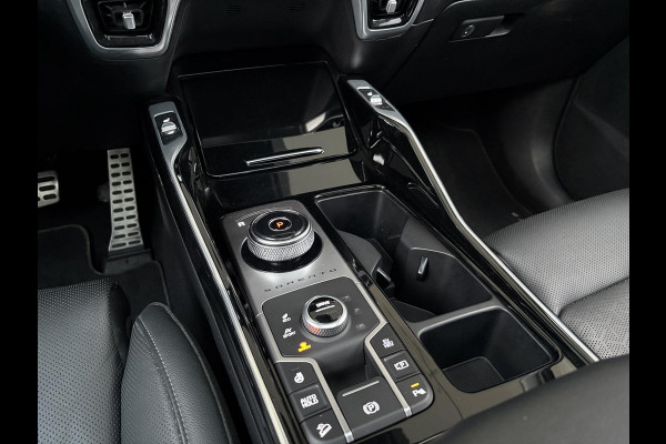Kia Sorento 1.6 T-GDI Plug-in Hybrid 4WD ExecutiveLine 7p. | Afneembare trekhaak | Panoramadak | Stoel Ventilatie & Verwarming |