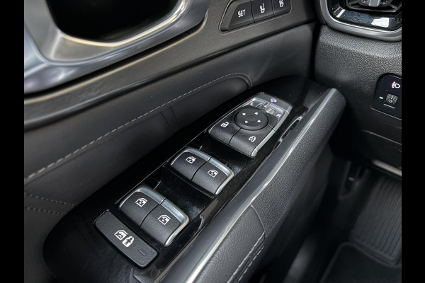 Kia Sorento 1.6 T-GDI Plug-in Hybrid 4WD ExecutiveLine 7p. | Afneembare trekhaak | Panoramadak | Stoel Ventilatie & Verwarming |