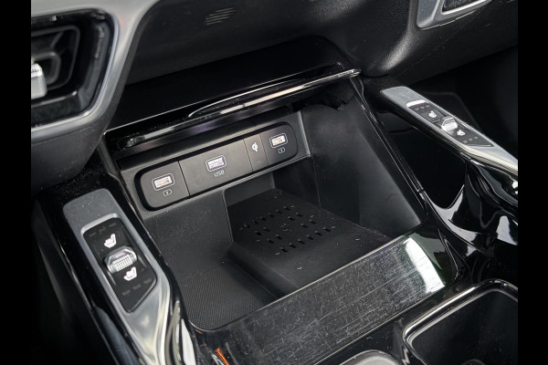 Kia Sorento 1.6 T-GDI Plug-in Hybrid 4WD ExecutiveLine 7p. | Afneembare trekhaak | Panoramadak | Stoel Ventilatie & Verwarming |