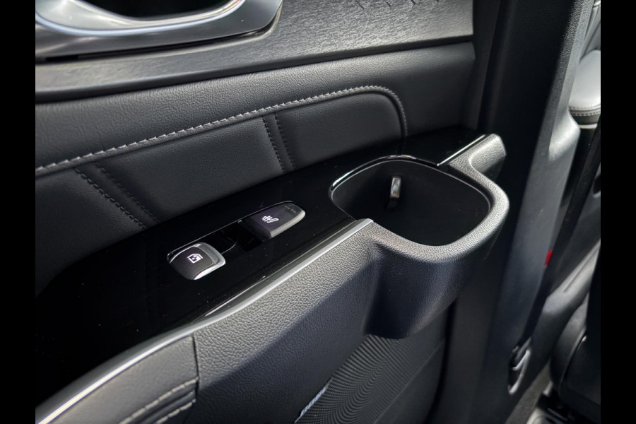 Kia Sorento 1.6 T-GDI Plug-in Hybrid 4WD ExecutiveLine 7p. | Afneembare trekhaak | Panoramadak | Stoel Ventilatie & Verwarming |