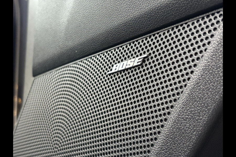 Kia Sorento 1.6 T-GDI Plug-in Hybrid 4WD ExecutiveLine 7p. | Afneembare trekhaak | Panoramadak | Stoel Ventilatie & Verwarming |