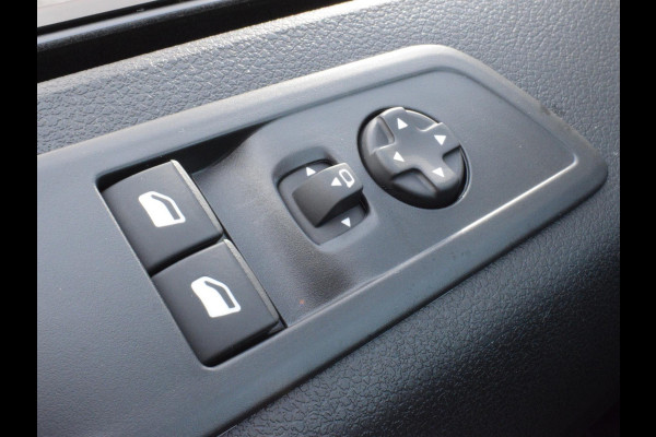 Citroën ë-Jumpy XL 75 kWh | tot 8 jaar garantte | Techno NAV pakket | camera | Comfort tussenschot | 3 zitplaatsen