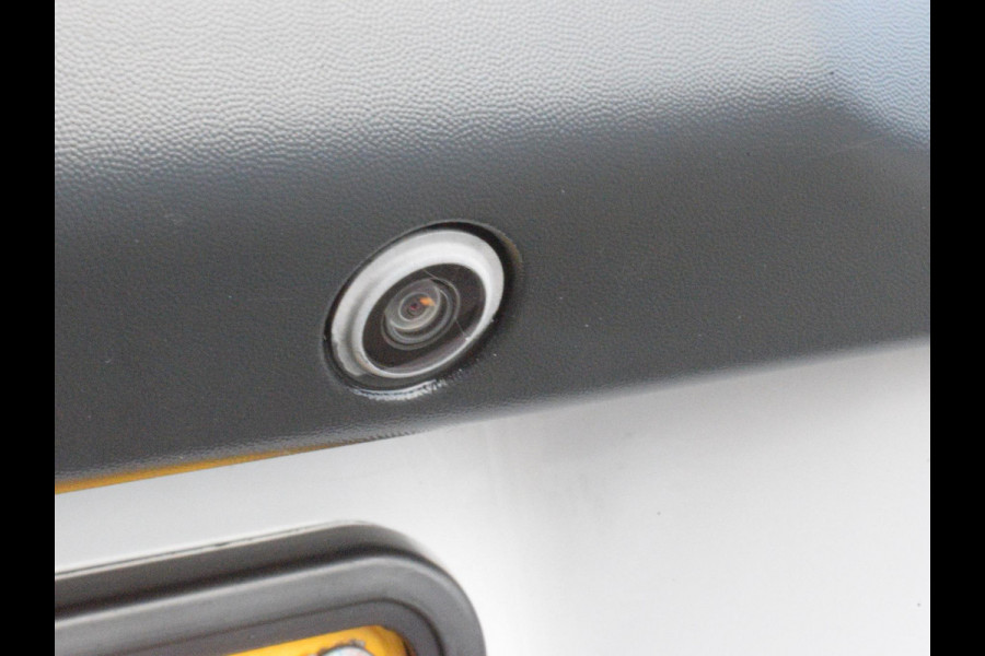 Citroën ë-Jumpy XL 75 kWh | tot 8 jaar garantte | Techno NAV pakket | camera | Comfort tussenschot | 3 zitplaatsen