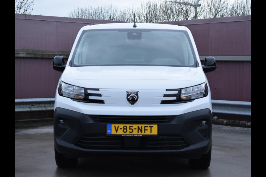 Peugeot e-Partner L2 50 kWh | tot 8 jaar garantie | rondom zicht camera's | navi incl. Apple Carplay | dodehoek detectie | parkeersensoren voor & achter | laadruimtebetimmering | rijklaarprijs