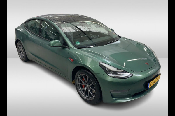 Tesla Model 3 Long Range AWD 75 kWh / NIEUWE BATTERIJ / SOH 88,4% / Trekhaak / Autopilot / Panoramadak / Camera / Leder / 19'' / Leder / Premium Audio /