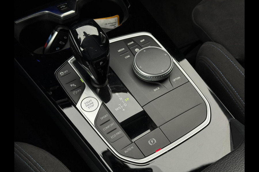 BMW 2 Serie Gran Coupé 218i Aut. M-Sport | Sportstoelen | Navi | Live Cockpit |