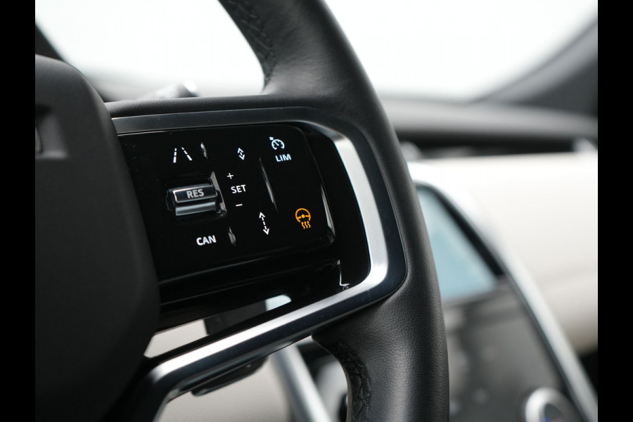 Land Rover Discovery Sport P300e R-Dynamic HSE Plug In Hybrid 309pk Dealer O.H. PHEV | Trekhaak Afn. |  Adaptive Cruise | Camera | Meridian Audio | Alcantara Sportstoelen Memory & Verwarmd | Stuur Verwarmd | Apple Carplay | Keyless | Blis | Navigatie | DAB |