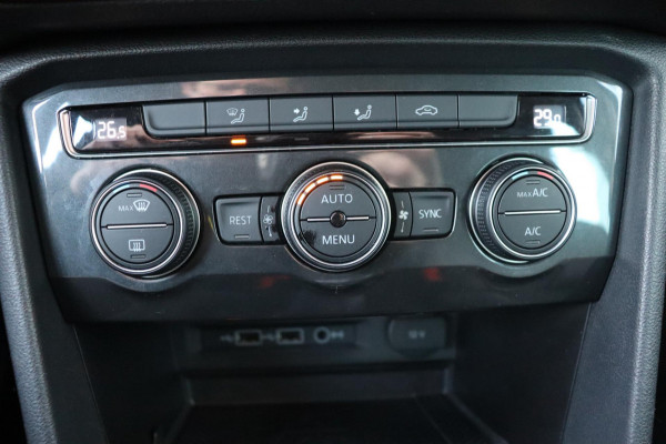 Volkswagen Tiguan 1.5 TSI Comfortline org.NL navi trekhaak