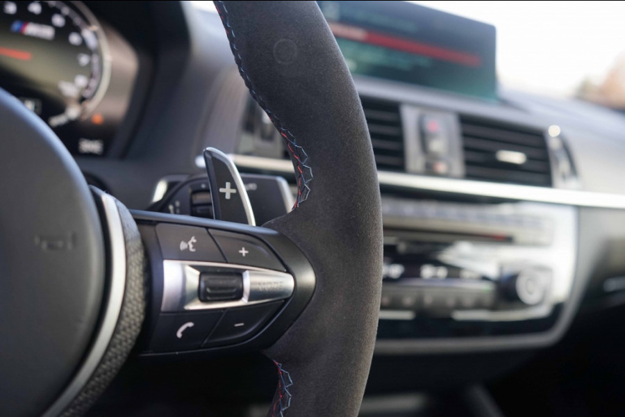 BMW 2 Serie Coupé M2 Competition 411PK DCT M-Performance/Pano/Schaalstoelen/Memory