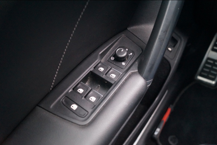 Volkswagen Tiguan 1.4 TSI 150pk DSG eHybrid R-Line Business Plus