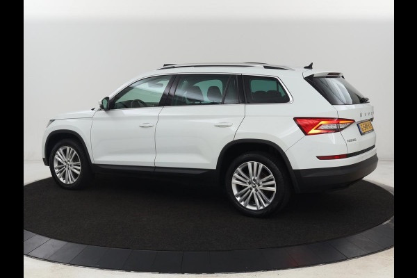 Škoda Kodiaq 1.5 TSI Limited Business Edition 7-persoons | Panoramadak | Adaptive cruise | Trekhaak | Stoelverwarming | Leder/Alcantara | Canton Sound | Keyless | Camera | Carplay | 19'' | Navigatie