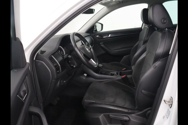 Škoda Kodiaq 1.5 TSI Limited Business Edition 7-persoons | Panoramadak | Adaptive cruise | Trekhaak | Stoelverwarming | Leder/Alcantara | Canton Sound | Keyless | Camera | Carplay | 19'' | Navigatie