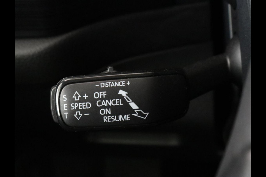 Škoda Kodiaq 1.5 TSI Limited Business Edition 7-persoons | Panoramadak | Adaptive cruise | Trekhaak | Stoelverwarming | Leder/Alcantara | Canton Sound | Keyless | Camera | Carplay | 19'' | Navigatie