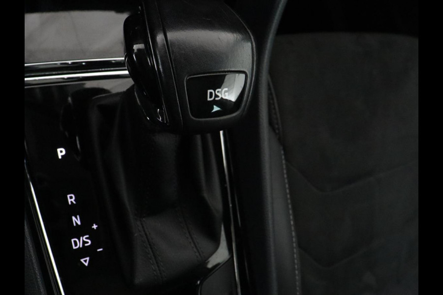 Škoda Kodiaq 1.5 TSI Limited Business Edition 7-persoons | Panoramadak | Adaptive cruise | Trekhaak | Stoelverwarming | Leder/Alcantara | Canton Sound | Keyless | Camera | Carplay | 19'' | Navigatie