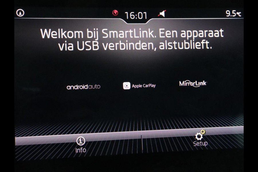 Škoda Kodiaq 1.5 TSI Limited Business Edition 7-persoons | Panoramadak | Adaptive cruise | Trekhaak | Stoelverwarming | Leder/Alcantara | Canton Sound | Keyless | Camera | Carplay | 19'' | Navigatie