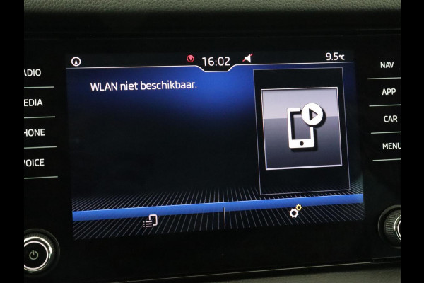 Škoda Kodiaq 1.5 TSI Limited Business Edition 7-persoons | Panoramadak | Adaptive cruise | Trekhaak | Stoelverwarming | Leder/Alcantara | Canton Sound | Keyless | Camera | Carplay | 19'' | Navigatie