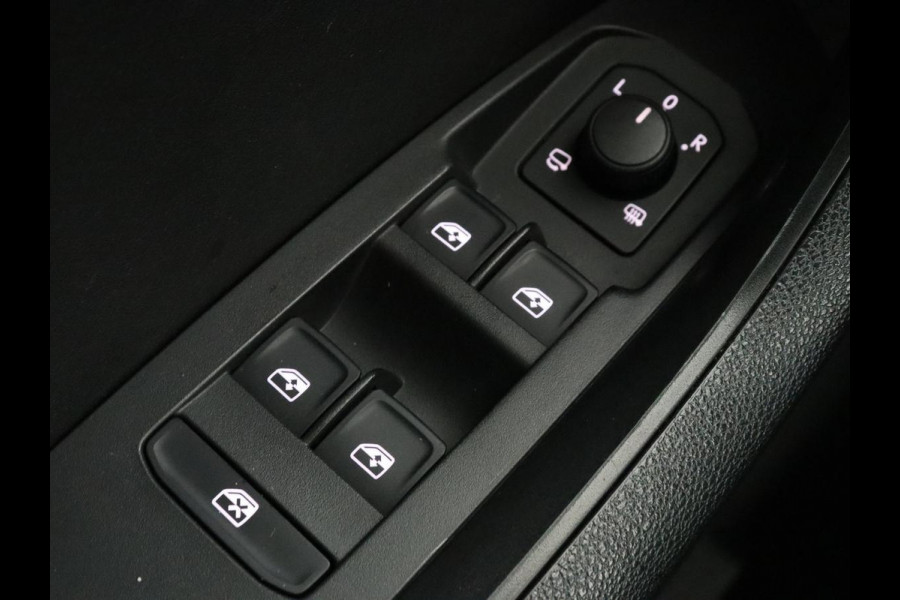 Škoda Kodiaq 1.5 TSI Limited Business Edition 7-persoons | Panoramadak | Adaptive cruise | Trekhaak | Stoelverwarming | Leder/Alcantara | Canton Sound | Keyless | Camera | Carplay | 19'' | Navigatie