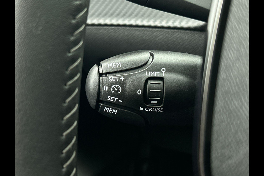 Peugeot e-208 EV Active 50 kWh | Navigatie | Apple Carplay/Android Auto | Cruise Control | Parkeer sensoren