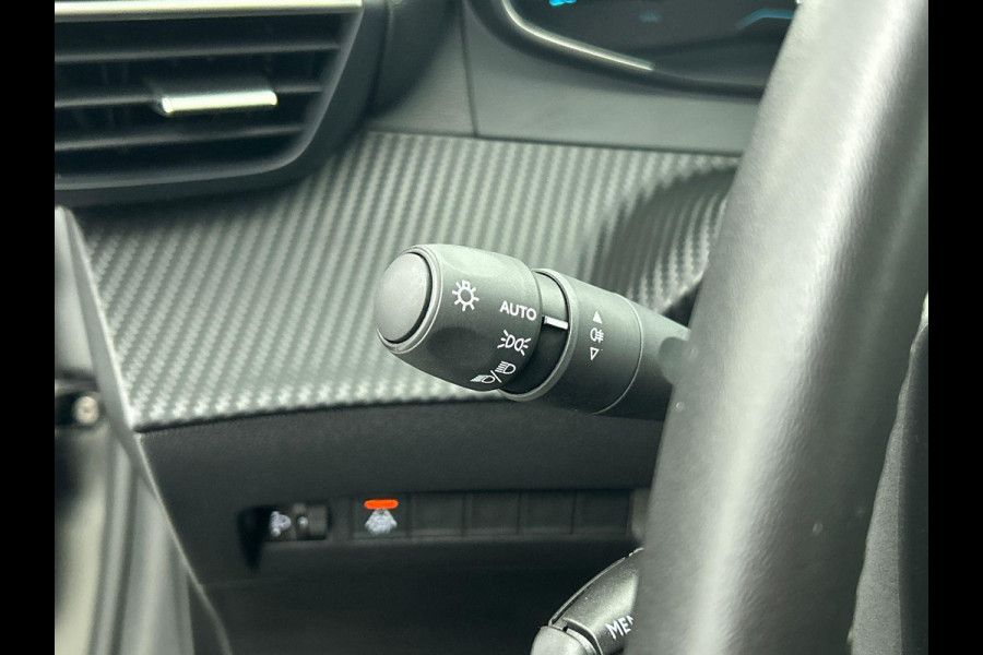 Peugeot e-208 EV Active 50 kWh | Navigatie | Apple Carplay/Android Auto | Cruise Control | Parkeer sensoren