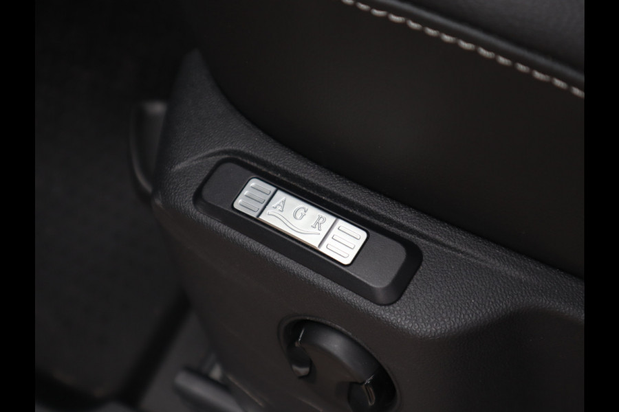 Ford Transit Connect 2.0 EcoBlue 120pk Automaat - Limited - Maxi L2 Lang - ACC - Stoelverwarming