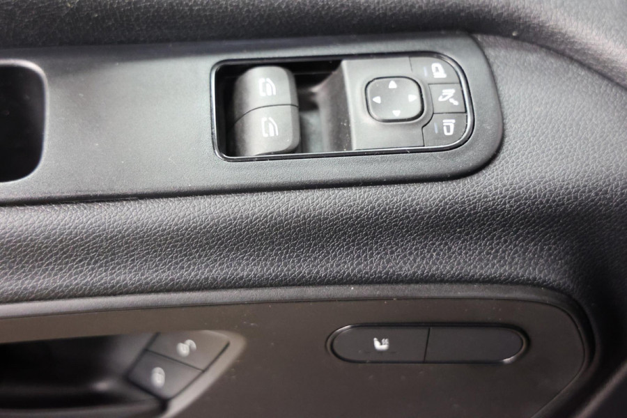 Mercedes-Benz Sprinter 317 1.9 CDI L1H1 AUTOMAAT 2000KG TREKVERMOGEN